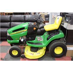JOHN DEERE 135 RIDE ON  MOWER WITH MANUAL & KEY