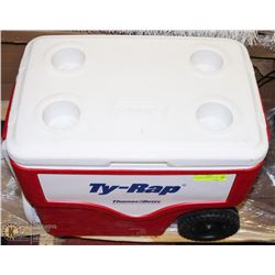 COLEMAN WHEELED COOLER