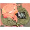 Image 1 : AN ARMY BAG WITH PAINTBALLS & 2 PAINTBALL SUITS