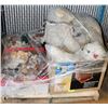 Image 1 : PALLET OF ESTATE BEARS MAINLY COLLECTIBLES