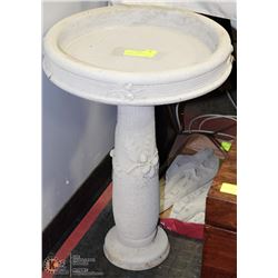 CONCRETE 2 PIECE ACORN STYLE BIRDBATH 16"X23"