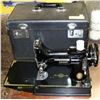 Image 1 : VINTAGE SINGER 221-1 PORTABLE SEWING MACHINE