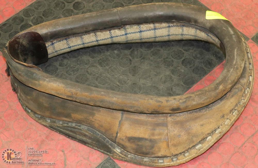 ANTIQUE LEATHER HORSE COLLAR