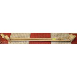 LOT OF 4 WHITE WASH 5" BRUSHS WITH 5 FT HANDLES