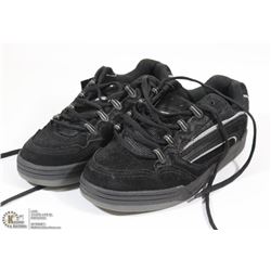 FLAT WITH NEW GEORGE SIZE 7 RUNNING SHOES