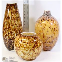 LOT OF 3 MATCHING VASES