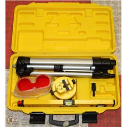 TRADEMASTER LEVEL KIT IN CASE