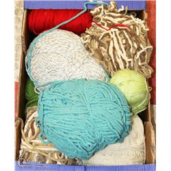 FLAT OF ASSORTED YARN ON CHOICE