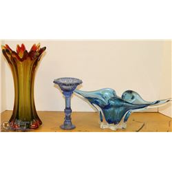 LOT OF 3 COLORED GLASS DISHES