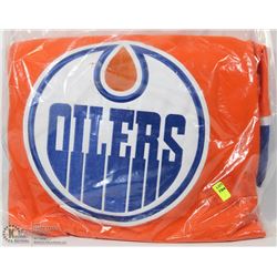 NEW CONNOR MCDAVID SZ 52 OILER HOME JERSEY