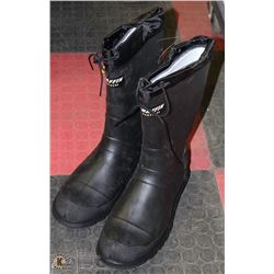 NEW BAFFIN STEEL TOE RUBBER BOOT SIZE 12