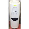 Image 1 : 39" TALL WATER COOLER
