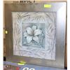 Image 1 : FRAMED FLOWER PICTURE