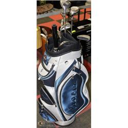 SET OF GOLF CLUBS IN DELUXE "LOPEZ" BAG