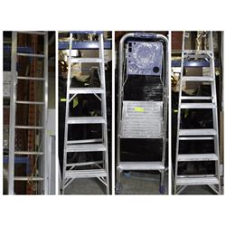 FEATURED ITEMS:LADDERS