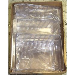 LOT OF 5 NEW PLASTIC ORGANIZING BINS