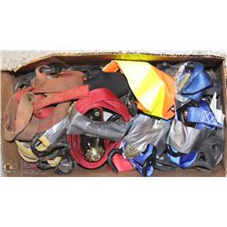 BOX OF ASSORTED RATCHET STRAPS, KNEE PADS, STRAPS