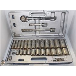 WESTWARD 32PC  SOCKET SET