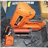 Image 1 : PASLODE CORDLESS NAILER W/ 2 BATTERIES AND CHARGER