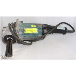 MAKITA BO3700 FINISHING SANDER