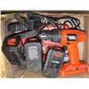Image 1 : FLAT W/ 2 BLACK & DECKER DRILLS, BATTERIES AND