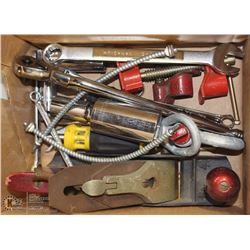 BOX WITH WOOD PLANER, WOOD VICES AND MORE