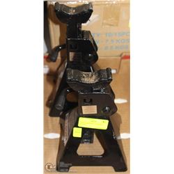 PAIR OF PRO POINT 3 TON JACK STANDS