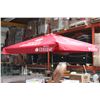 Image 1 : MOLSON CANADIAN PATIO TABLE WITH UMBRELLA