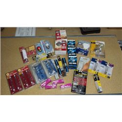 Lot brand new miscelanious light bulbs