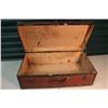 Image 2 : Small Tin Steamer Trunk (26.5"x14.5"x9.5")