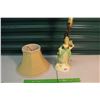 Image 1 : Porcellian Figurine Lamp W/Shade (Working)