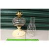 Image 1 : Coal Oil Lamp W/Chimney