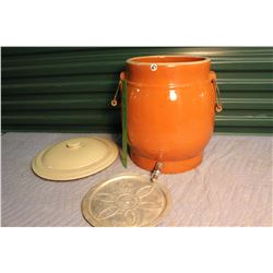 Mud-delta Water Cooler w/5 Gallon Crock Lid (Doesn't Fit Water Cooler)