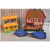 Image 1 : Lot of Play Houses & A Ripstik