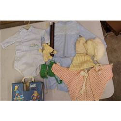 1965 Tutti Play Case & Infant Clothing