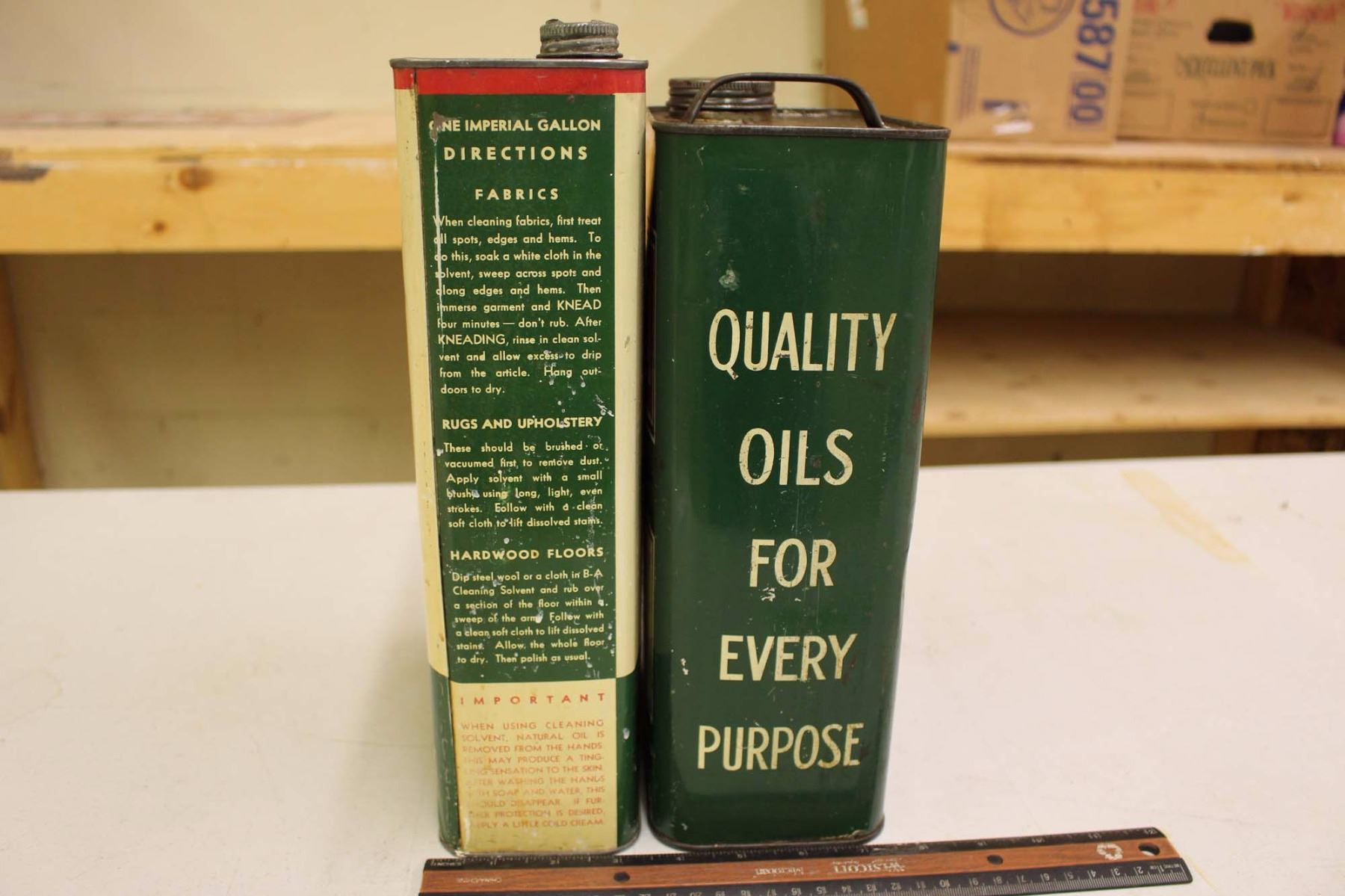 Service BA Products Tins, The British American Oil Company LTD.(2