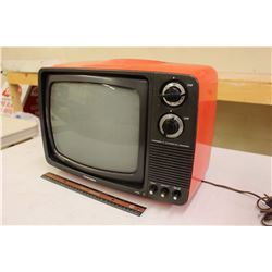 Red Vintage Toshiba Television (16”x11”x12”)(1976)