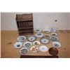 Image 1 : Miniature Plates & Holder