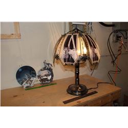 Wolf Touch Lamp (Working) & Decorative Wolf Plates