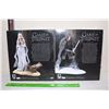 Image 2 : Game of Thrones Figures (2)(Daenerys Targaryen & Jon Snow)