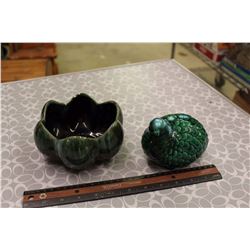Blue Mountain Pottery table Pieces (2)