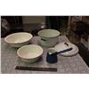 Image 1 : Lot Of Enamel Kitcheware