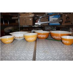 Flower Pyrex Bowls (6)