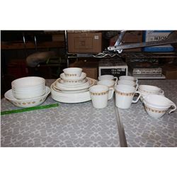 Pyrex & Corelle Butterfly Gold Dishware