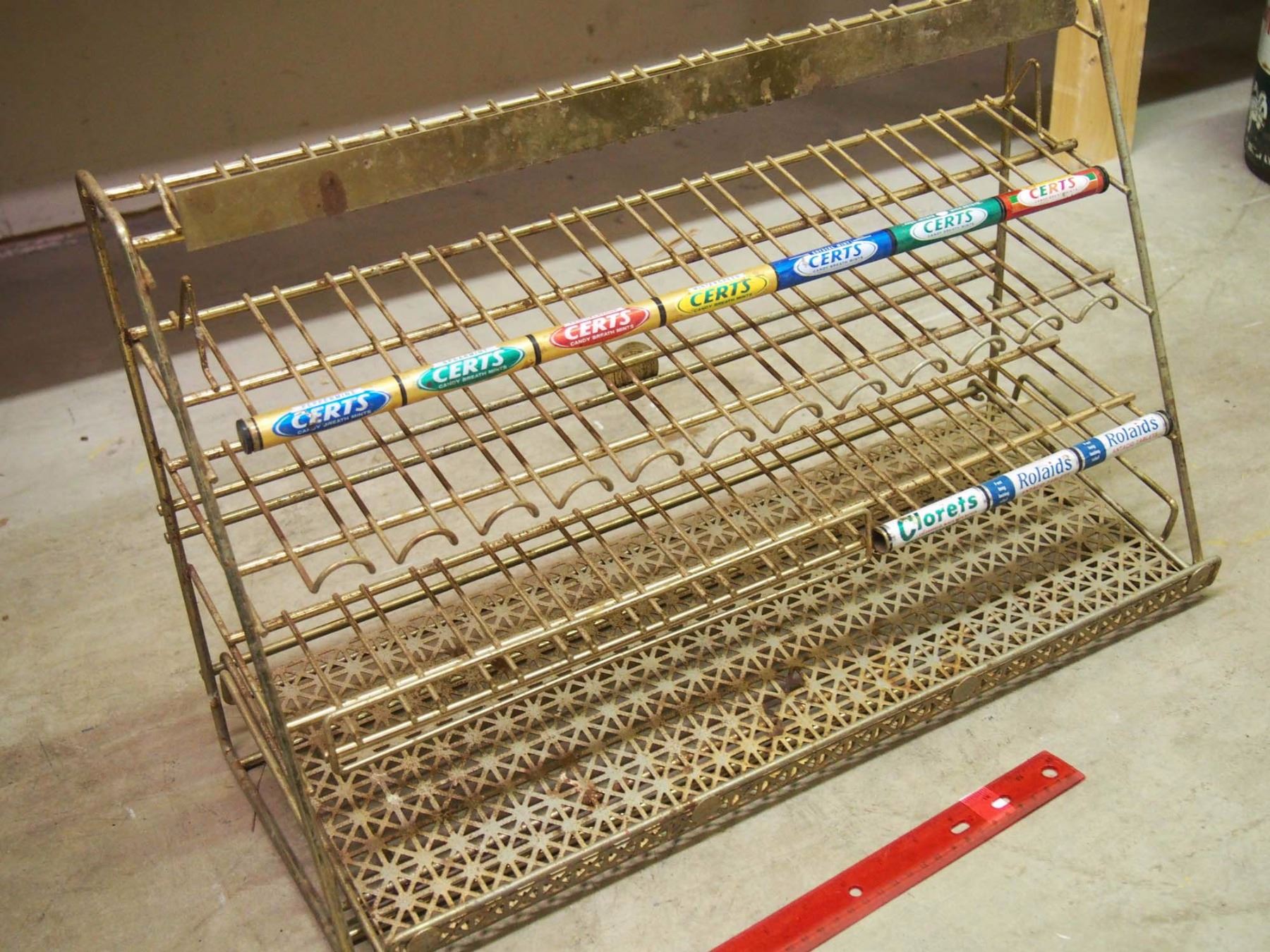 Metal Certs Candy Rack - Bodnarus Auctioneering