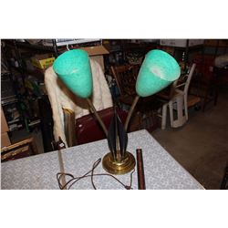 Retro Lamp w/ Fiberglass Shades (Working)