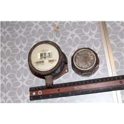 Model+Speedometer, McLaughlin Buick Wheel Cover