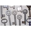 Image 4 : Lot of Skeleton Keys (22)