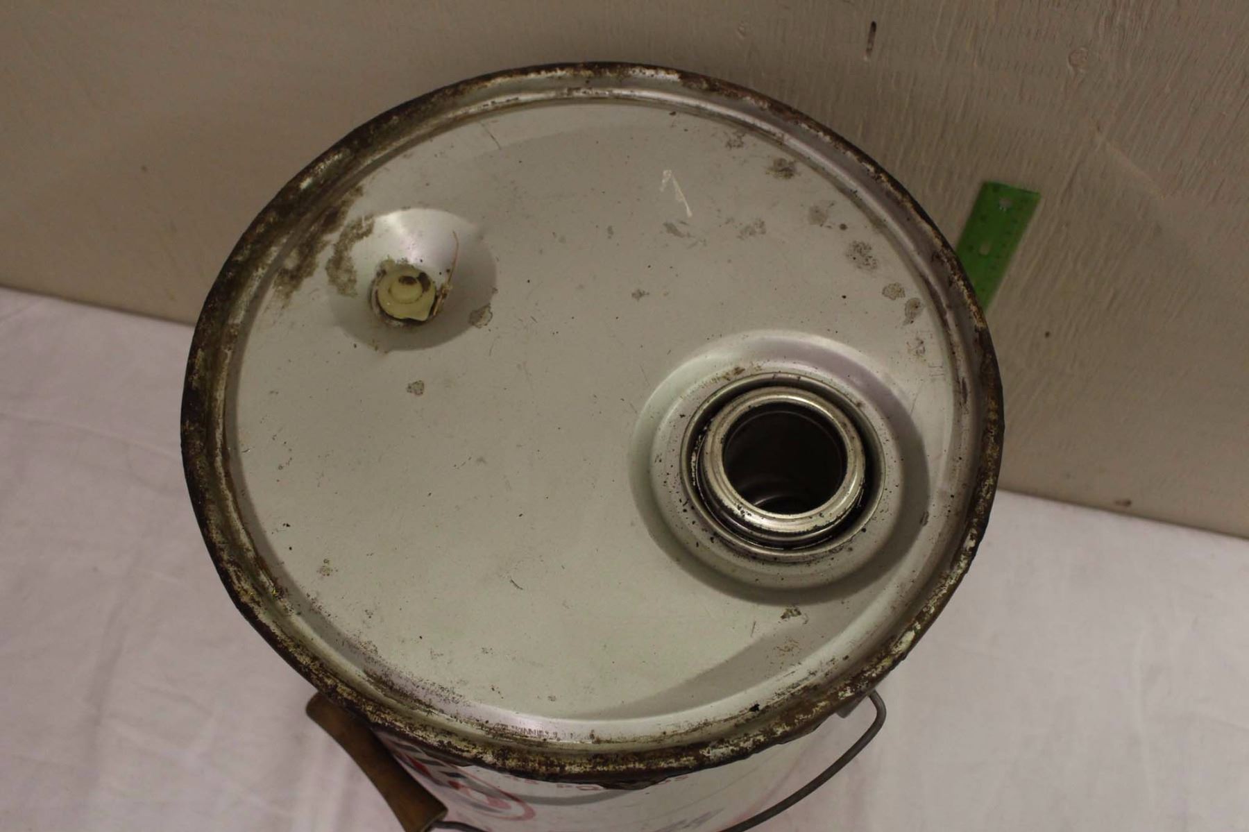 Anglo-Canadian Oil Limited. “Highest Quality” Grease Pail (45Lbs ...