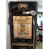 Image 11 : Vintage 1940’s Bowser ESSO Gas Pump (Metal is solid, Easy restoration)